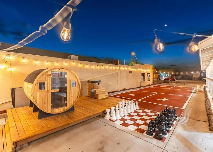 The Cowboy Social Unit 8 Holiday home